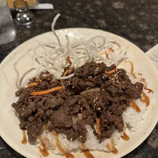 Original teriyaki beef come with rice, soup and salad