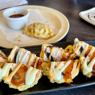 Monkey Brains - Fresh Mushroom, crab Meat, Spicy Tuna deep Fried. Very good with lots of crab meat.