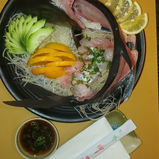 Kampachi sashimi