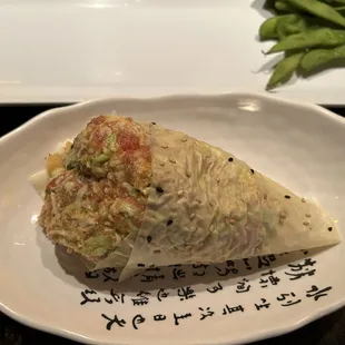 Lisa Hand Roll