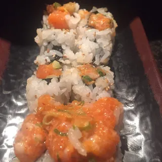 Spicy Salmon Roll