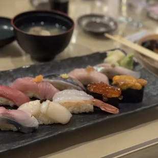 Omakase Nigiri 10pc