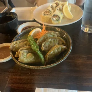 Vegetable Gyoza (V)