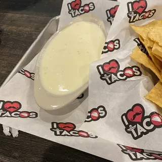 Queso and Chips