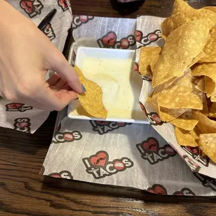 Queso and Chips