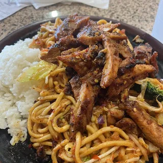 Thai Chicken Noodle Plate