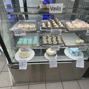 a display of cupcakes