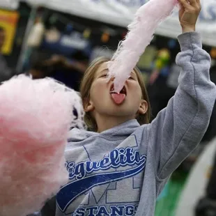 I LUV COTTON CANDY comes in different flavors and colors.
