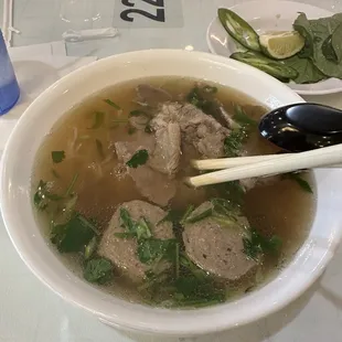 P10. I Luv Pho Combo