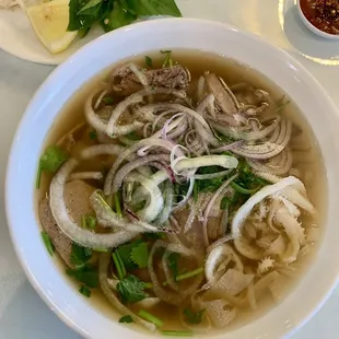 P10. I Luv Pho (Combination)