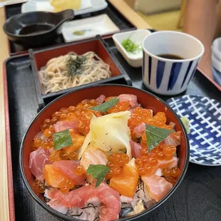 Chirashi