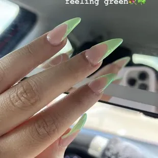 I Nails Spa manicure design