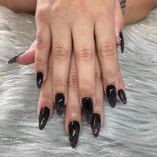 I Nail Spa coffin shape nail