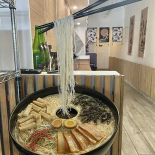 ramen and noodles, interior