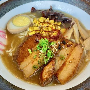 Tonkotsu Ramen - lots of fat