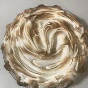 S&apos;Mores pie