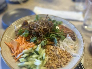 WonderPho Noodles & Spring Roll Bar