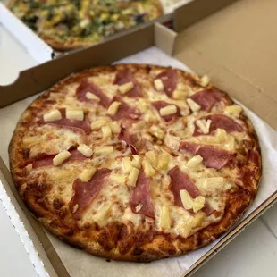 Hawaiian Pizza