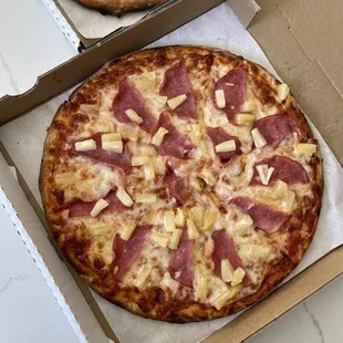 Hawaiian Pizza