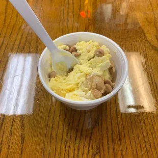 Banana pudding ice cream with PBCs (peanut butter chips)