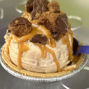 Peanut Butter Tart (mini pie)