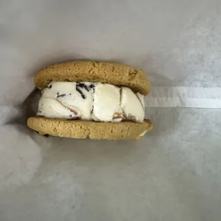 I Scream Sandwich