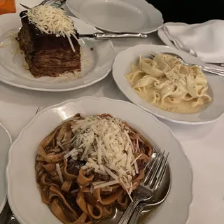 Tagliatelle con Cipolla