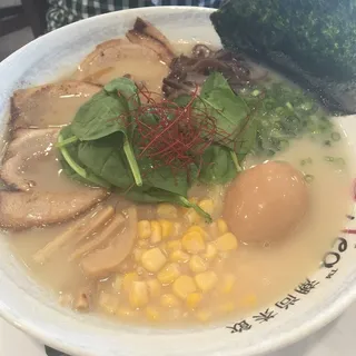 Y25. Shoyu Tonkotsu Ramen
