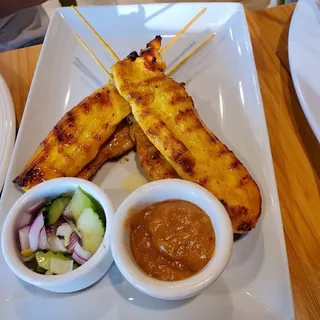 A8. Chicken Satay