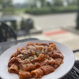 Rigatoni with Bolognese Pasta