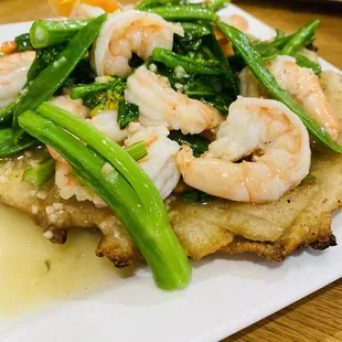 Shrimp Chow Fun (#S9) see the crispy pan fried wide rice noodles on the bottom. So good.