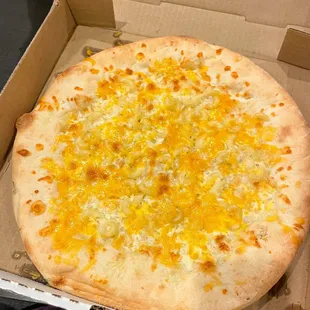 Mac and Cheese Pizza