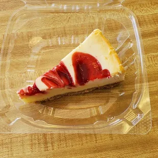 Strawberry Swirl Cheese Cake