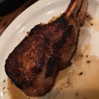 12 oz Pork Chop Bone-In