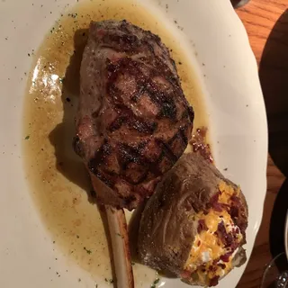 14oz Oak Grilled Veal Chop