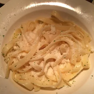 Fettuccine Alfredo