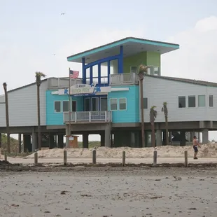 Office and Bath house