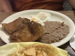 Dos Molina's Mexican