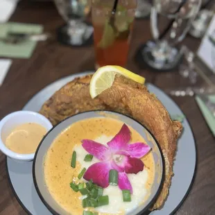 Fried Red Snapper w/grits!  Delicious!!