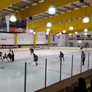 Upper level observation deck.