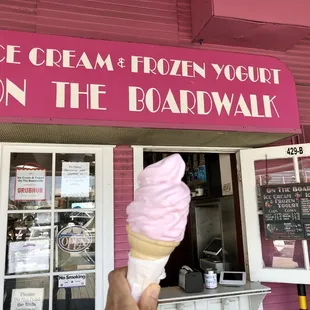 Strawberry froyo on child come: sweet and smooth!