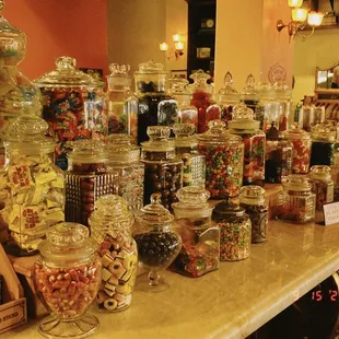 CANDY CORNER!!