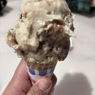 Mocha Almond Fudge 4.85675 stars