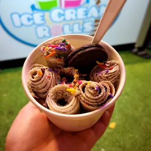 Oreo with sprinkles!