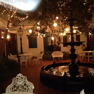 Enjoy your drinks in the courtyard of Tge Ice House!