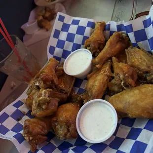 chicken, food, chicken wings, chicken wings and fried chicken, fried chicken, poultry, fried chicken wings, bbq chicken, bbq wings