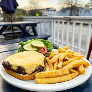 Monday Night Special: Burger night