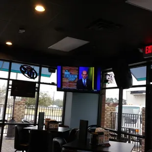 6 TVs... you will never miss a popular game!