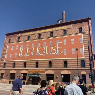 The other side of this sits Icehouse Tavern