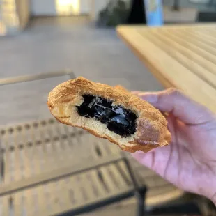 A bite inside the oreo taiyaki